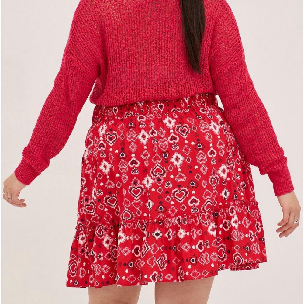 Plus Size - Picture 4 of 7